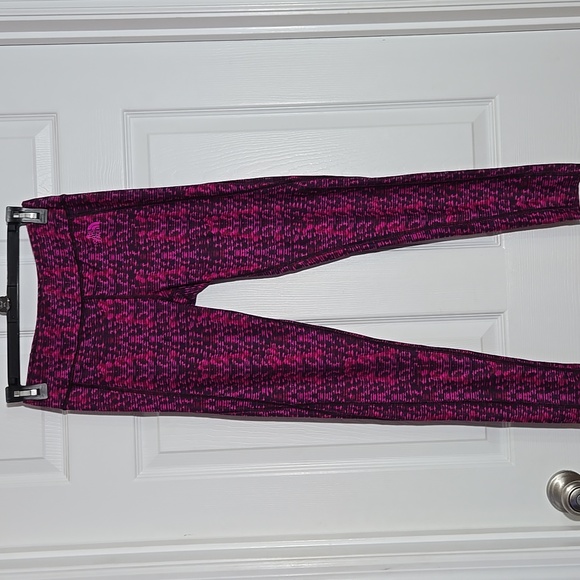 The North Face Women's Purple Pink Patterned Leggings Size Small - Picture 1 of 6